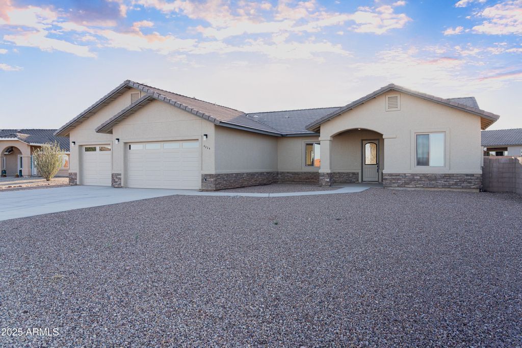 4224 S Crape Myrtle Court, Sierra Vista, AZ 85650