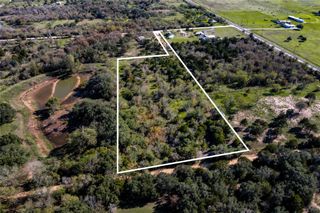 105 Crooked RD, Dale, TX 78616