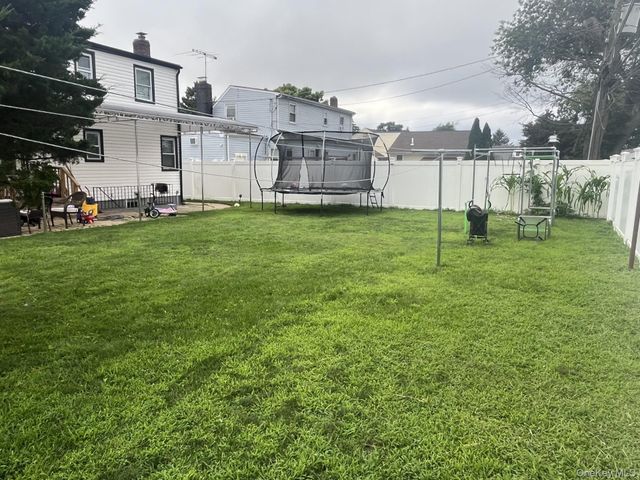 83 Woodbine Drive, Hicksville, NY 11801