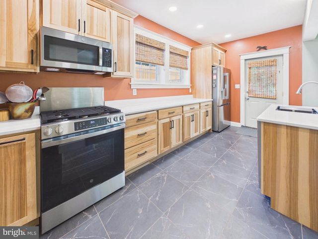 3117 SUSQUEHANNA ST, Harrisburg, PA 17110