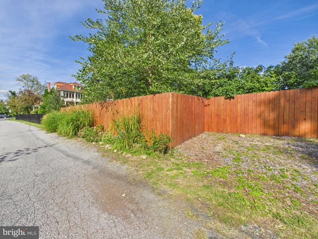 3117 SUSQUEHANNA ST, Harrisburg, PA 17110