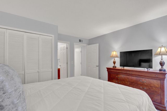 149 Cypress Point Drive, Palm Beach Gardens, FL 33418