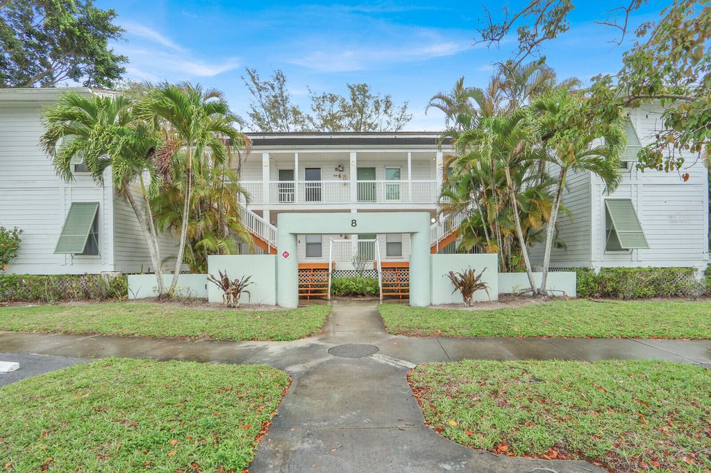 149 Cypress Point Drive, Palm Beach Gardens, FL 33418