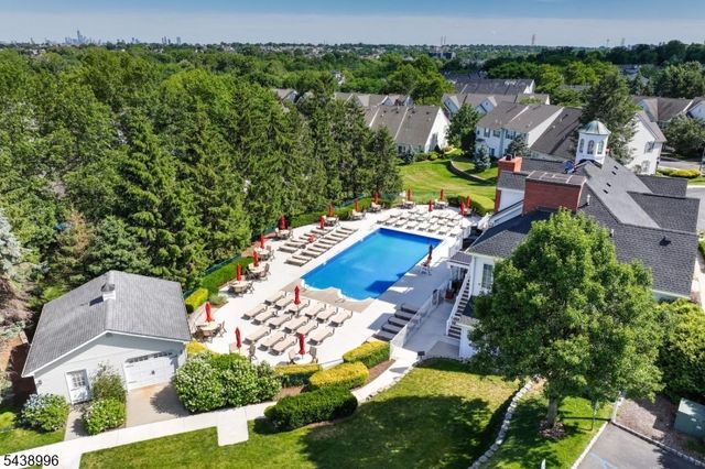118 Barclay Dr, Nutley Twp., NJ 07110