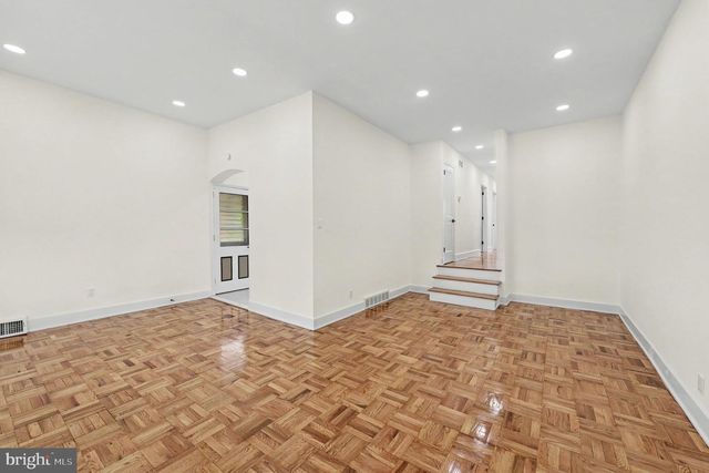 8367 LANGDON ST, Philadelphia, PA 19152