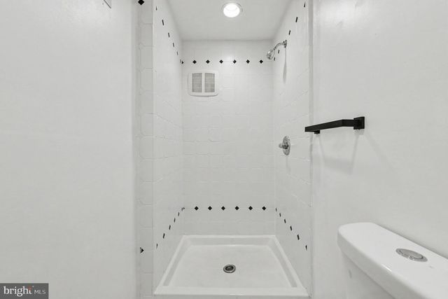 8367 LANGDON ST, Philadelphia, PA 19152