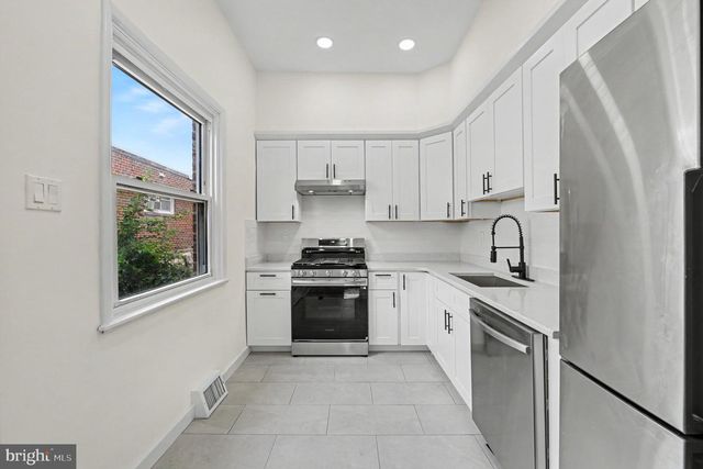 8367 LANGDON ST, Philadelphia, PA 19152