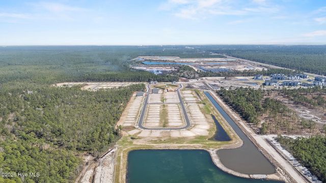 572 Pelican Cove Way SE 264, Southport, NC 28461