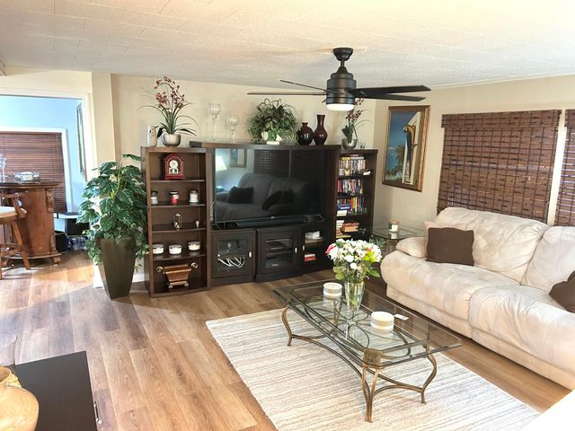 1541 S 32nd Avenue, Hollywood, FL 33021