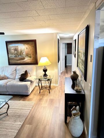 1541 S 32nd Avenue, Hollywood, FL 33021