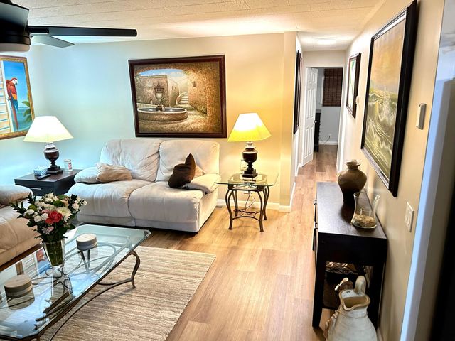 1541 S 32nd Avenue, Hollywood, FL 33021