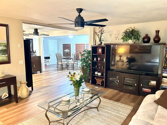 1541 S 32nd Avenue, Hollywood, FL 33021