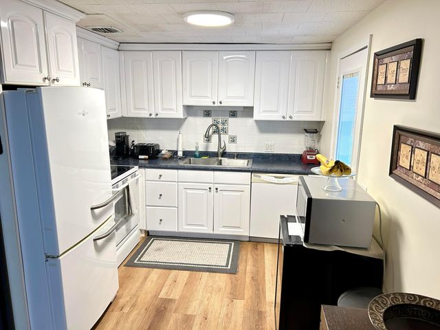 1541 S 32nd Avenue, Hollywood, FL 33021