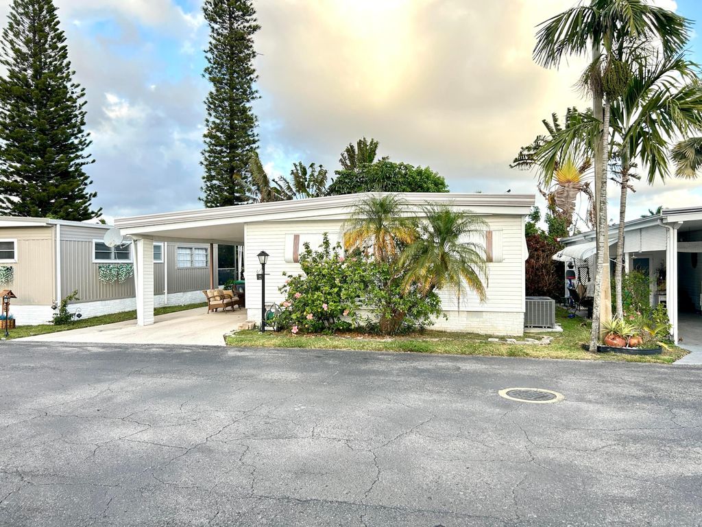 1541 S 32nd Avenue, Hollywood, FL 33021