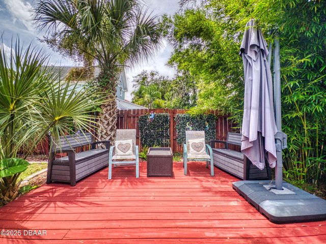 544 S Palmetto Avenue, Daytona Beach, FL 32114