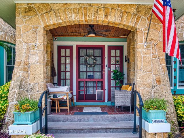 544 S Palmetto Avenue, Daytona Beach, FL 32114