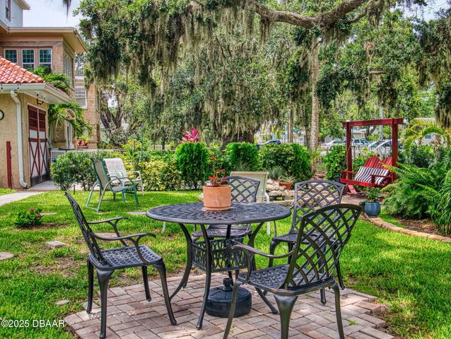 544 S Palmetto Avenue, Daytona Beach, FL 32114