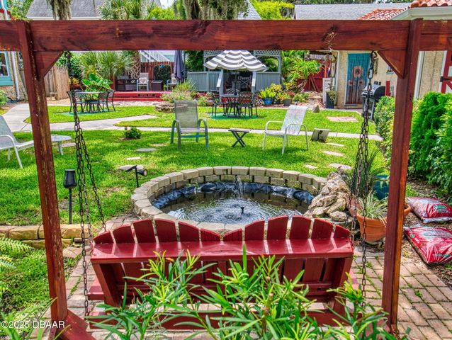 544 S Palmetto Avenue, Daytona Beach, FL 32114