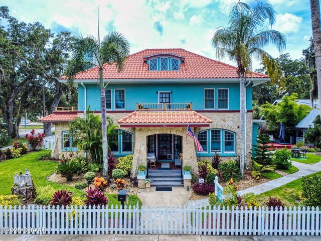 544 S Palmetto Avenue, Daytona Beach, FL 32114