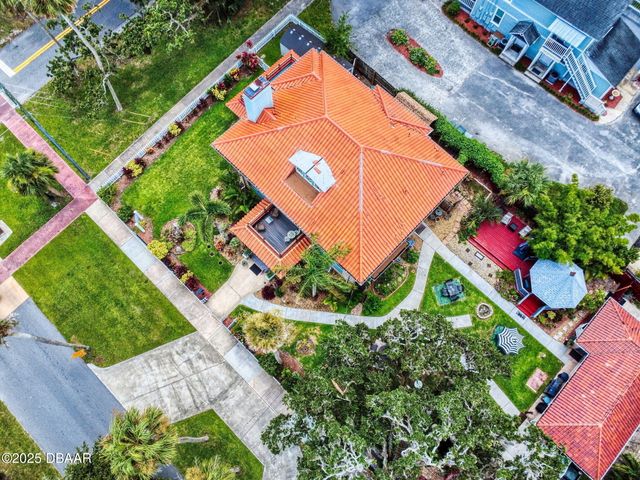 544 S Palmetto Avenue, Daytona Beach, FL 32114