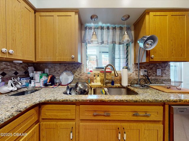 544 S Palmetto Avenue, Daytona Beach, FL 32114