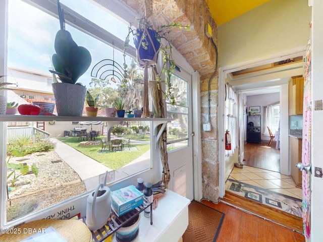 544 S Palmetto Avenue, Daytona Beach, FL 32114