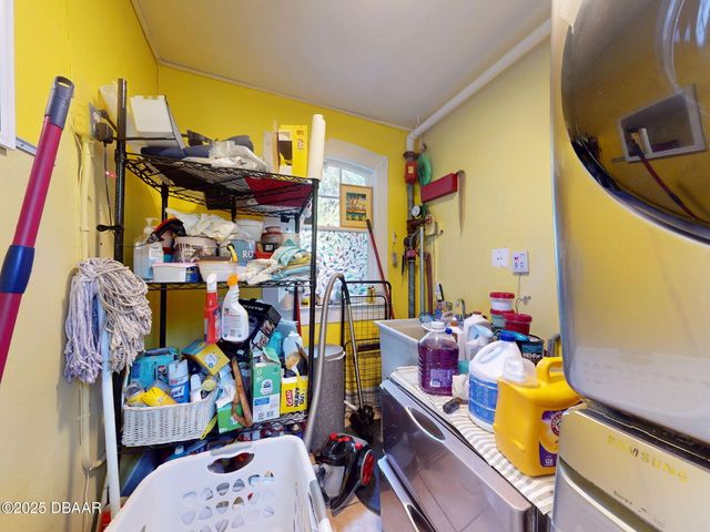 544 S Palmetto Avenue, Daytona Beach, FL 32114