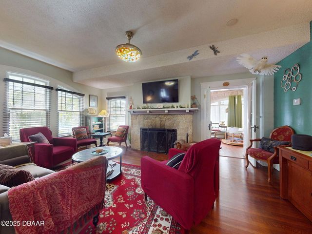 544 S Palmetto Avenue, Daytona Beach, FL 32114