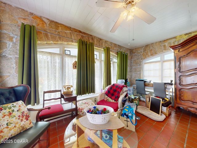 544 S Palmetto Avenue, Daytona Beach, FL 32114