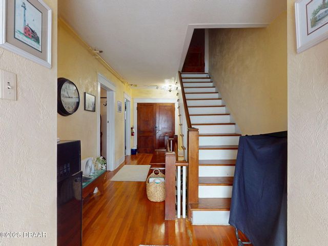 544 S Palmetto Avenue, Daytona Beach, FL 32114