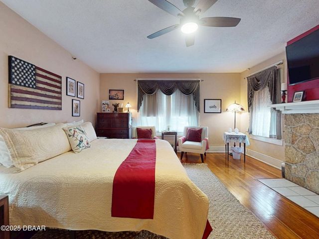 544 S Palmetto Avenue, Daytona Beach, FL 32114