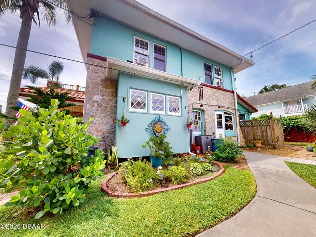 544 S Palmetto Avenue, Daytona Beach, FL 32114