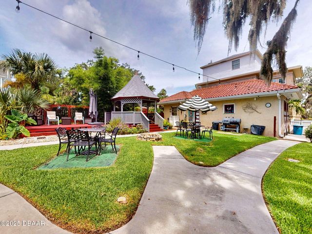 544 S Palmetto Avenue, Daytona Beach, FL 32114