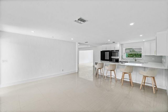 1531 NW 4th Street, Boca Raton, FL 33486