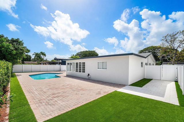 1531 NW 4th Street, Boca Raton, FL 33486