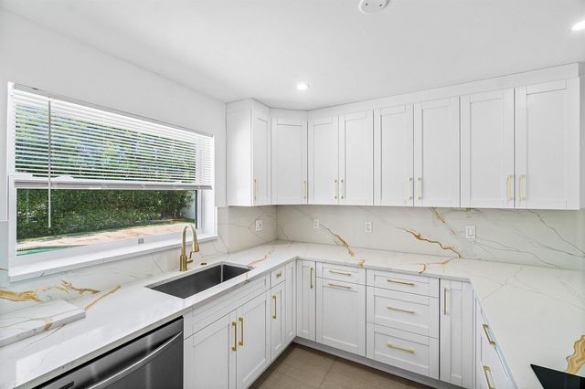 1531 NW 4th Street, Boca Raton, FL 33486
