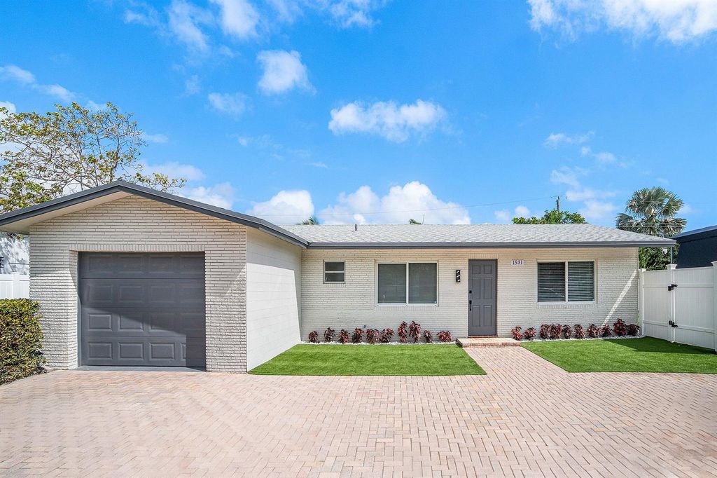 1531 NW 4th Street, Boca Raton, FL 33486