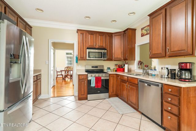 3560 Hirst Circle, Lenoir City, TN 37772
