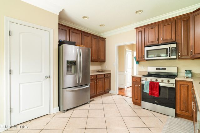 3560 Hirst Circle, Lenoir City, TN 37772