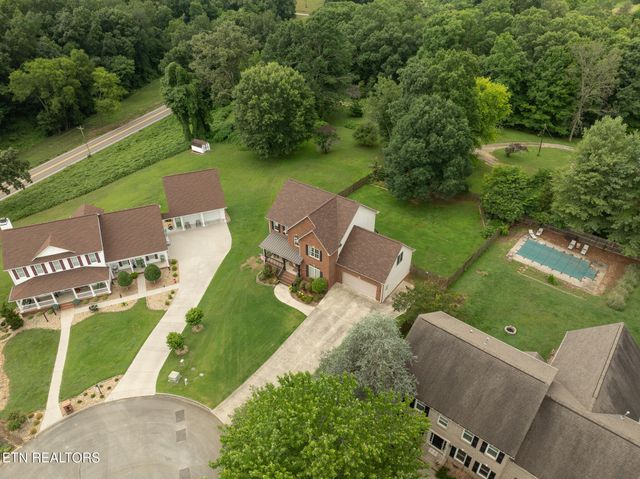 3560 Hirst Circle, Lenoir City, TN 37772