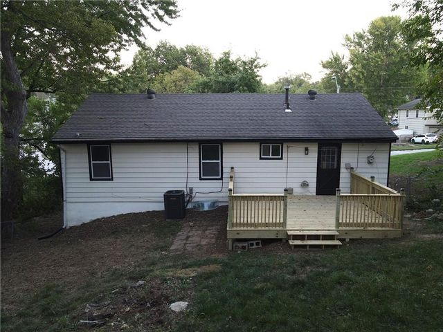 11120 Myrtle Avenue, Kansas City, MO 64137