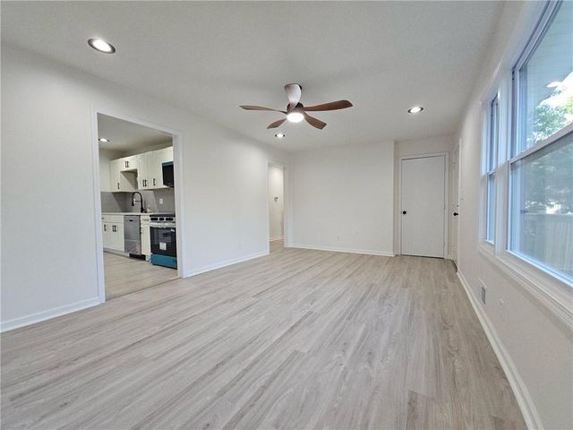 11120 Myrtle Avenue, Kansas City, MO 64137