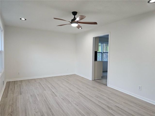 11120 Myrtle Avenue, Kansas City, MO 64137