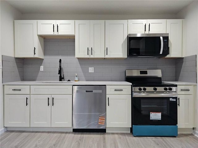 11120 Myrtle Avenue, Kansas City, MO 64137