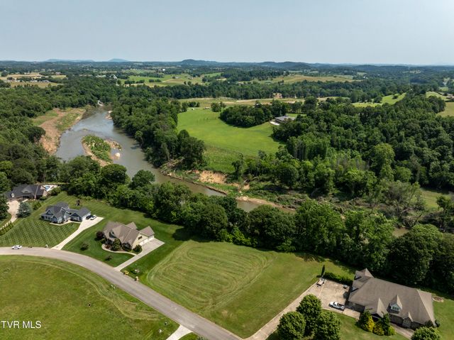 613 Waterstone Circle, Greeneville, TN 37745