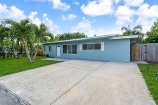 2721 NE 8th Avenue, Pompano Beach, FL 33064