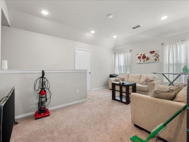 1215 Putnam Street, Mansfield, TX 76063