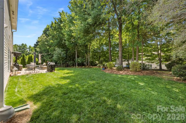 3041 Kilbeggan Drive, Lake Wylie, SC 29710