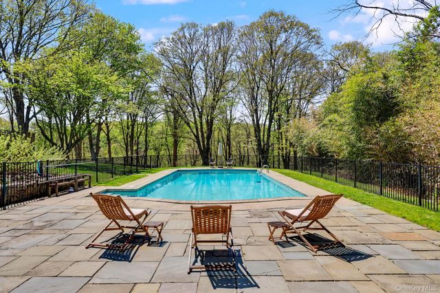 233 Long Ridge Road, Bedford, NY 10506