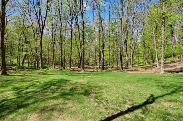 233 Long Ridge Road, Bedford, NY 10506